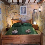 펜션 Family Friendly House With A Swimming Pool Benkovac, Zagora - 21720 벤코바츠