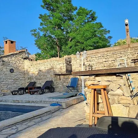 Family Friendly House With A Swimming Pool Benkovac, Zagora - 21720 Casa de Férias *