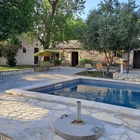 Casa de Férias Family Friendly House With A Swimming Pool Benkovac, Zagora - 21720